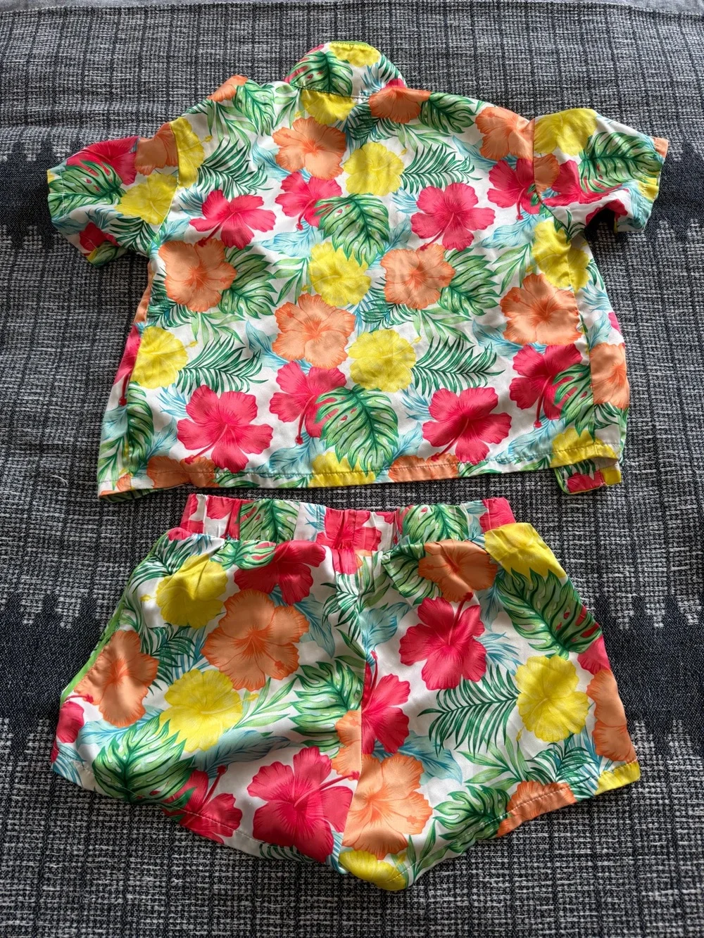 art class Tropical Floral Sleepwear Set in Yellow, Green, Pink